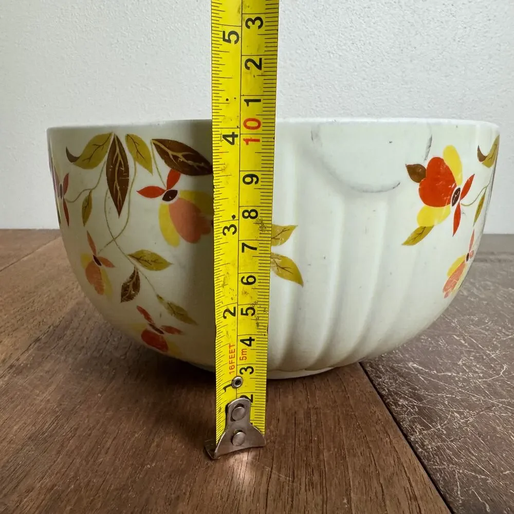 Hall's Superior Kitchenware Mary‎ Dunbar Fall Jewel Tea Autumn Leaf Bowl Uranium